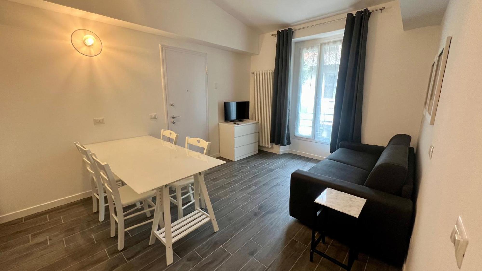 Meschihouse - Liberty 25 Apartment Lecco Bagian luar foto