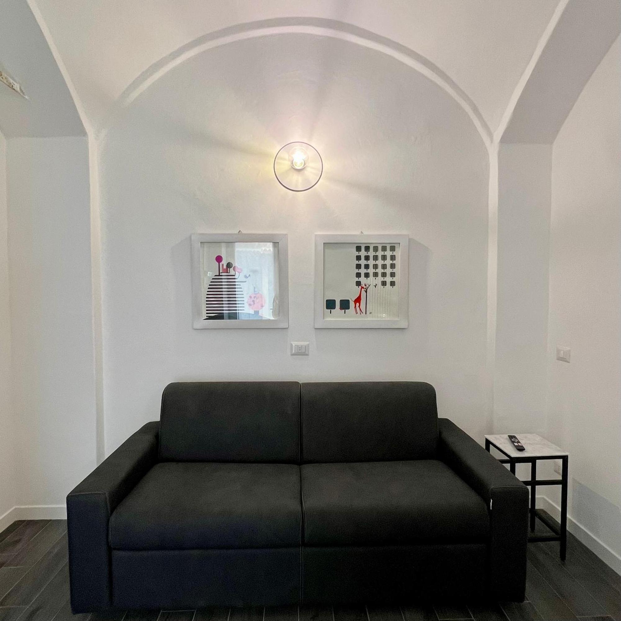 Meschihouse - Liberty 25 Apartment Lecco Bagian luar foto